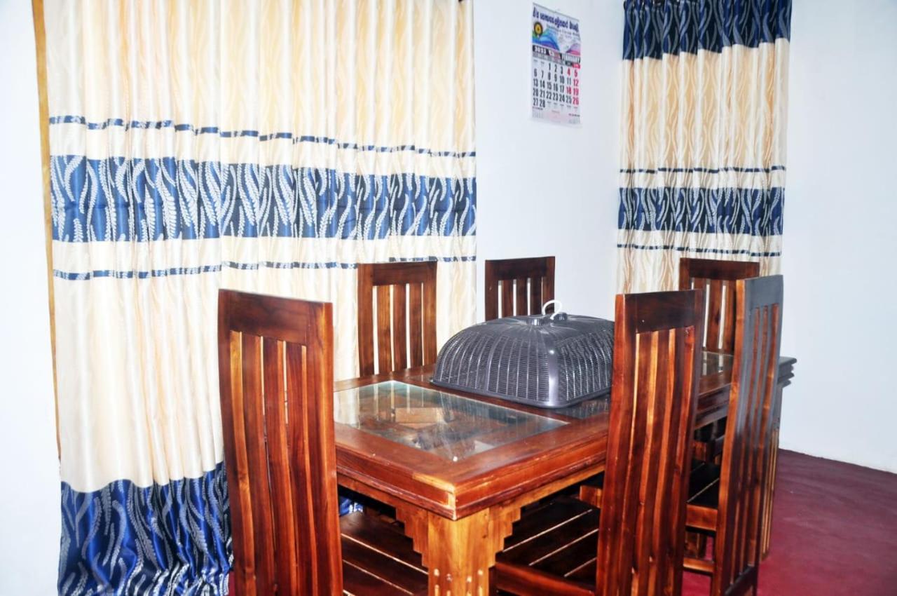 Impress Holiday Home Anuradhapura Ngoại thất bức ảnh
