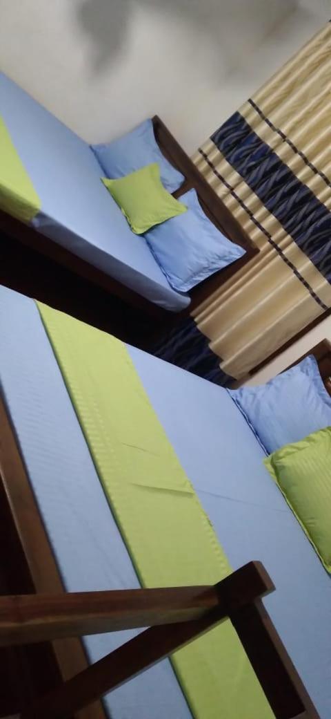 Impress Holiday Home Anuradhapura Ngoại thất bức ảnh