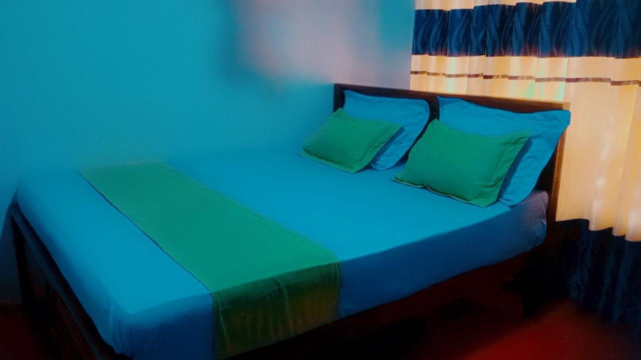 Impress Holiday Home Anuradhapura Ngoại thất bức ảnh